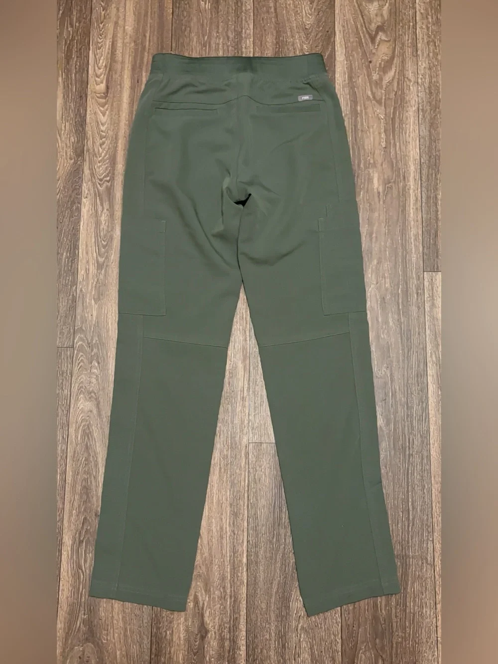 FIGS Axim Cargo Scrubs Sz.xs